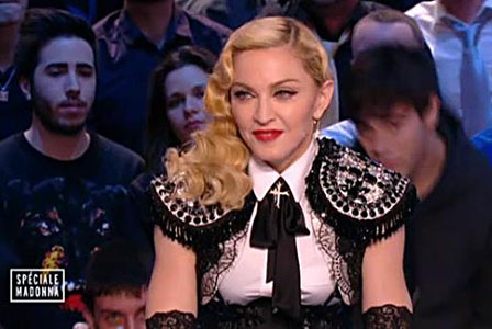 Мадона се появи с тоалет на български дизайнер