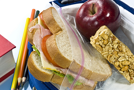 Правилното хранене на децата повишава успеха в училище