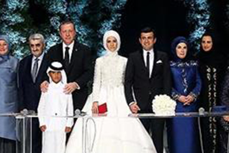 Пищна сватба в президентския дворец в Истанбул