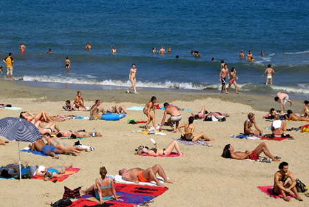 Испания подобри рекорда си за най-много посрещнати туристи