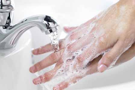Мийте ръцете минимум по 10 секунди