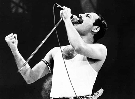 Queen пускат нова песен с гласа на Фреди Меркюри